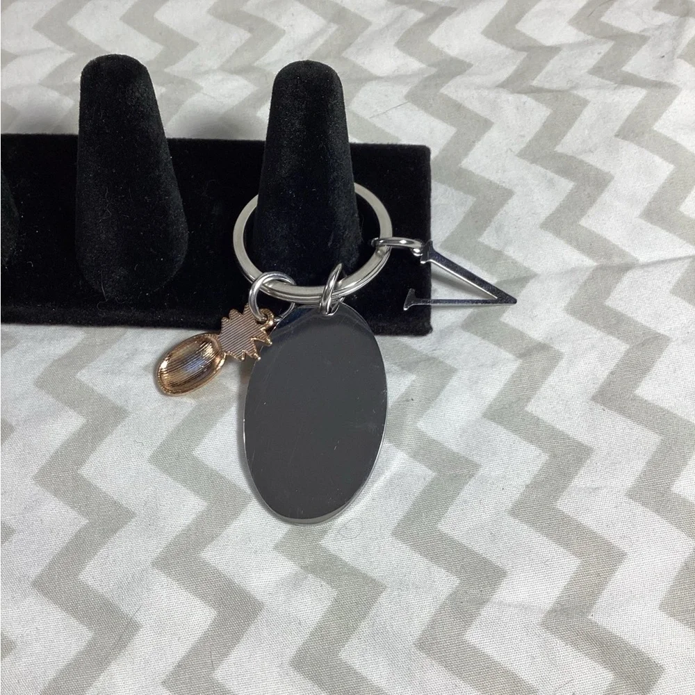 Pineapple Letter V Keychain